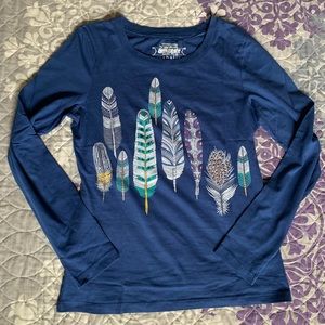 NWOT Navy Long-Sleeved Tee with Feather Design